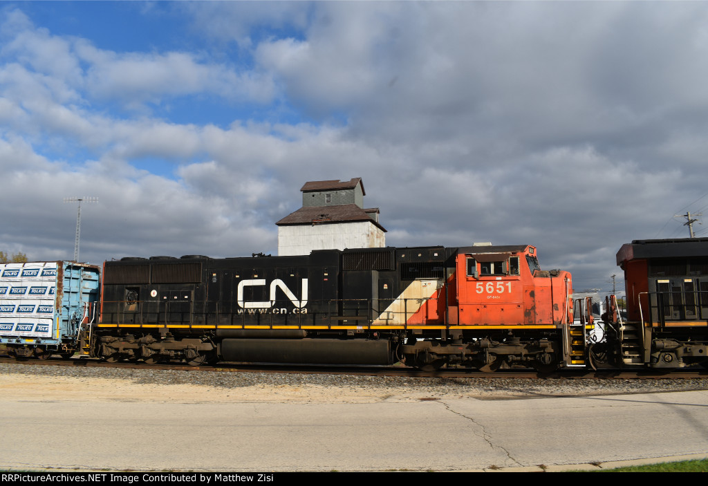 CN 5651